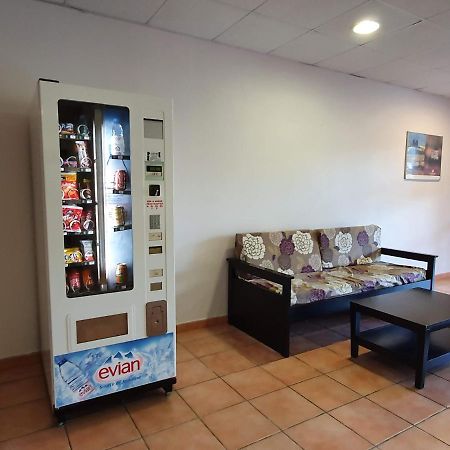Joli Appartement T2 Dans Residence Avec Piscine, Hammam Et Parking Gratuits 카르카손 외부 사진