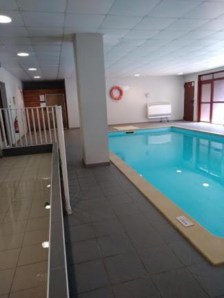 Joli Appartement T2 Dans Residence Avec Piscine, Hammam Et Parking Gratuits 카르카손 외부 사진