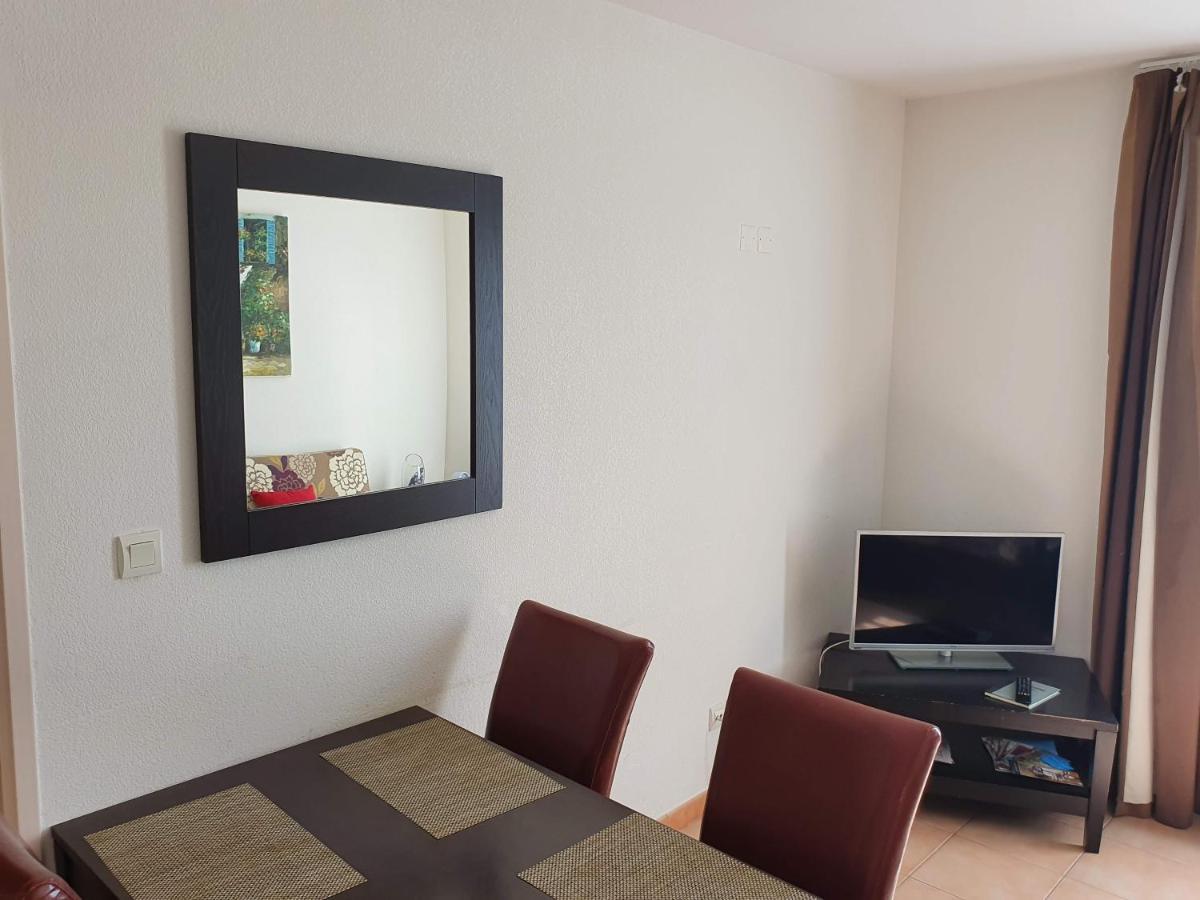 Joli Appartement T2 Dans Residence Avec Piscine, Hammam Et Parking Gratuits 카르카손 외부 사진